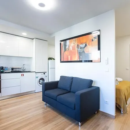 Homely W/ Ac Near Marques By Lovelystay Apartment Porto